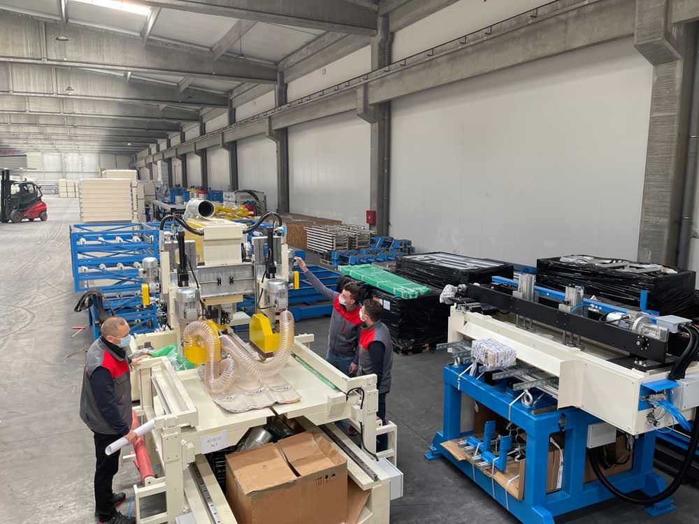 Alternativa in der Coronazeit: Neue Produktionslinie für Wärmedämmpaneele, neue Arbeitsplätze