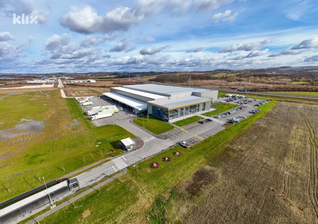 Eine Partnerschaft, die Zukunft baut: Alternativa d.o.o. am neuen Logistikzentrum in Prnjavor beteiligt