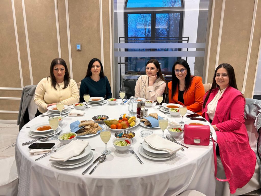 Gemeinsames Iftar im Hotel Austria