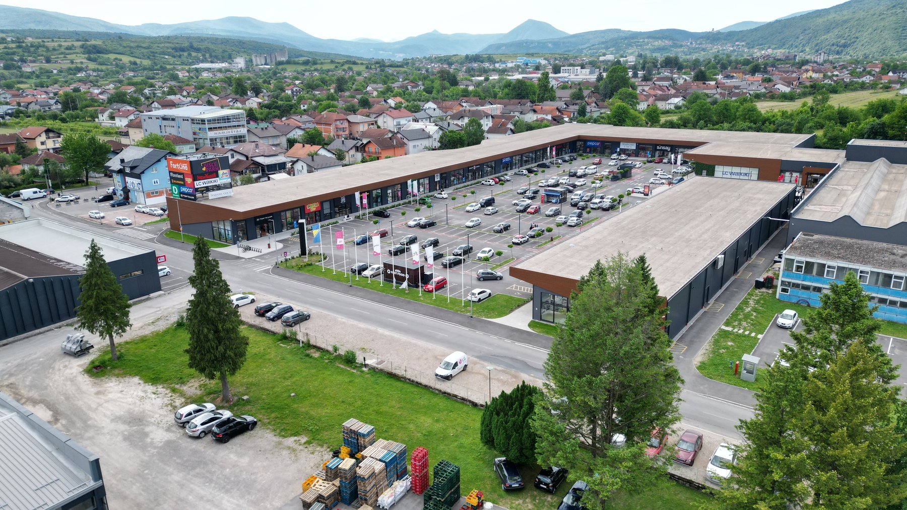 Retail park Bišće