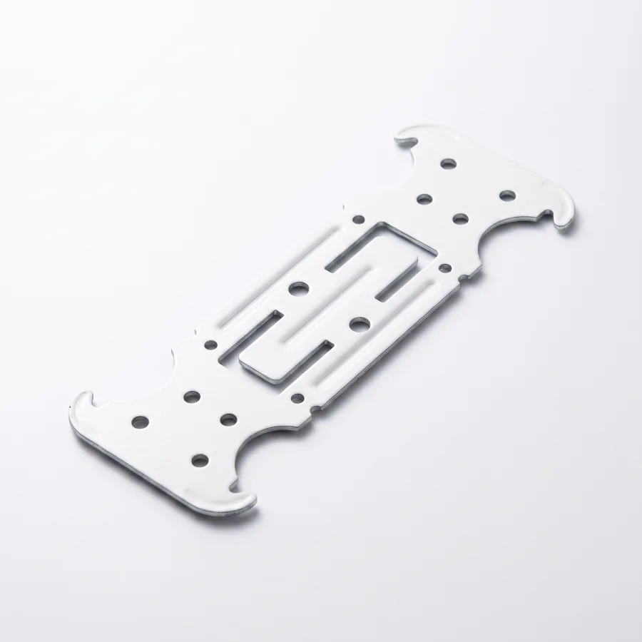 Cross connector for joining CD sections at a right angle